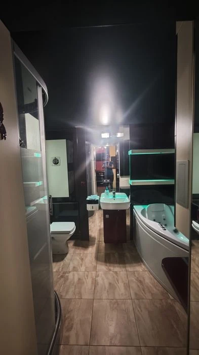 2-room turnkey apartment + GARAGE on Ivan Mazepa Ave