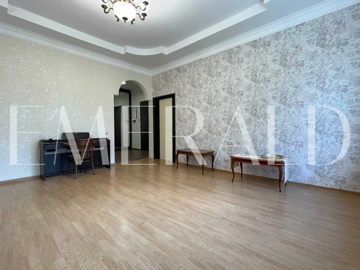 Sale of 3-room apartment 94 m², Mitrofana Dovnar-Zapols