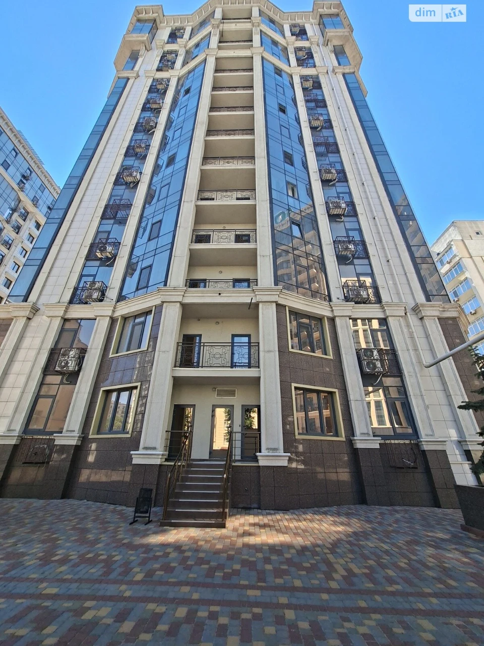 Продажа квартир Приморский.