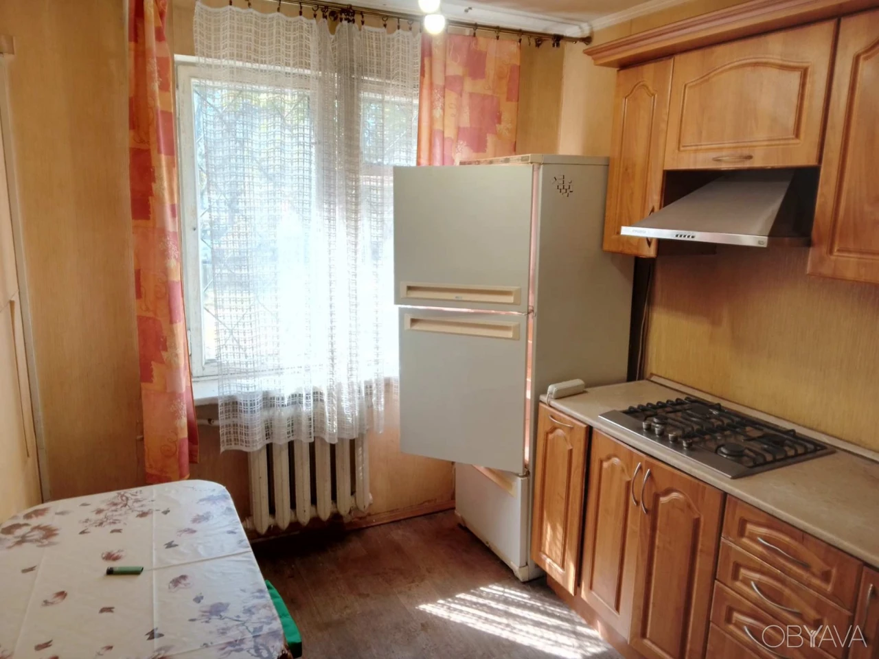 БЕЗ % продам раздельную 3-комнатную квартиру на пр-те Соборнос