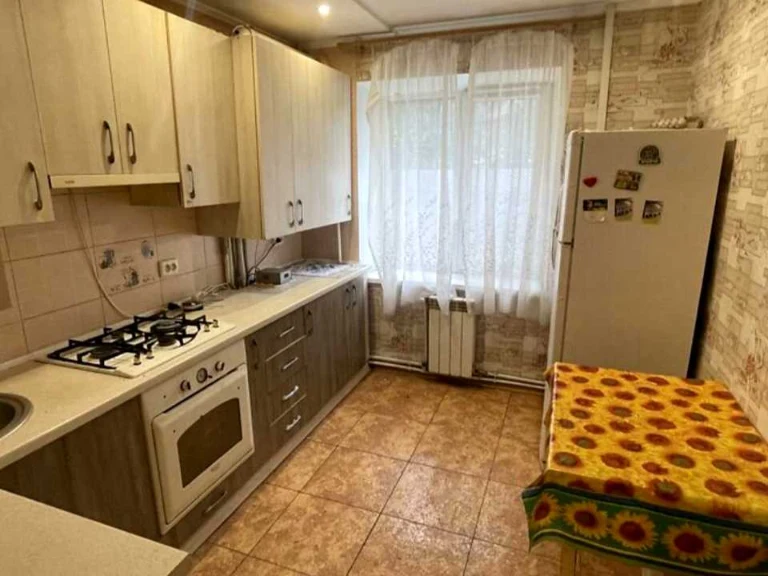 Apartment. Vinnytsia, Pavla Tychyna St.