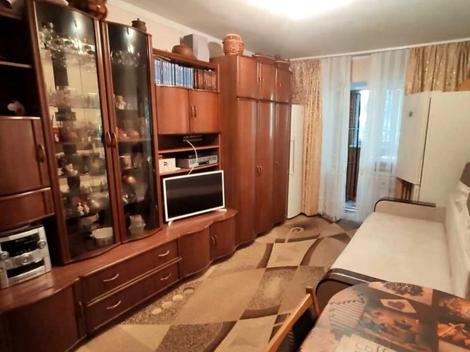 Apartment. Vinnytsia, Pavla Tychyna St.