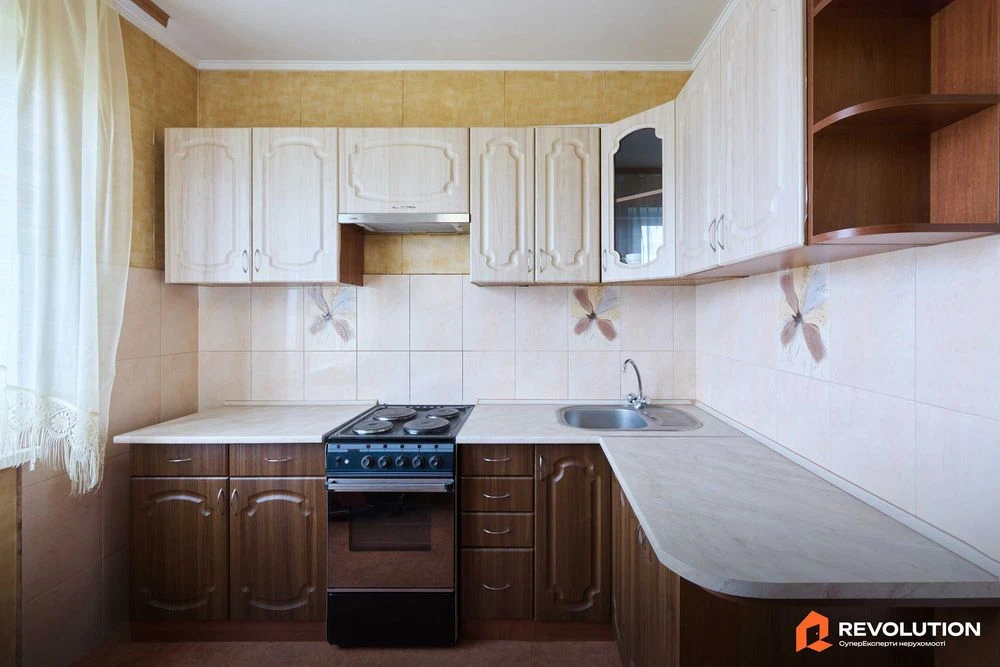 Без комиссии. Продажа 3к квартиры 77.6м2, ул.Радунская 42/10