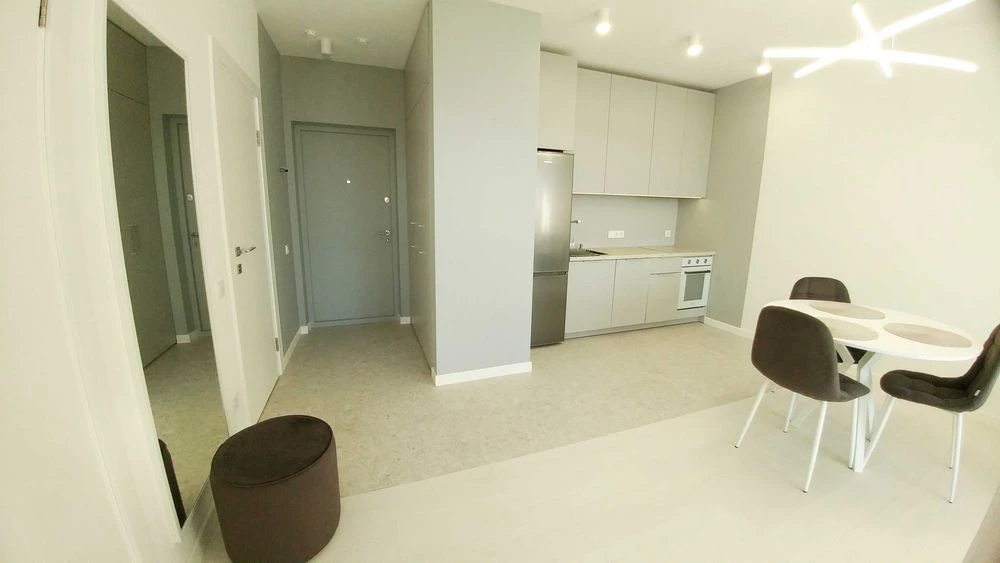Продам квартиру с дизайнерским ремонтом, мебель, техника,