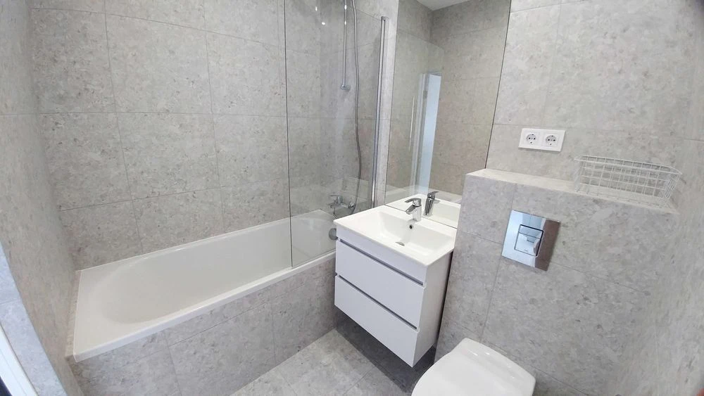 Продам квартиру с дизайнерским ремонтом, мебель, техника,