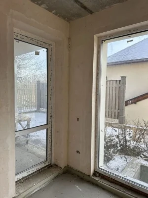 Великий світлий будинок у закритому котеджному містечку 4143