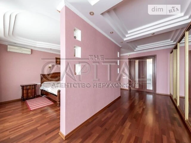 Sale of 4-room apartment 180 sq. m. on Konovaltsya Yevhena 36B street •