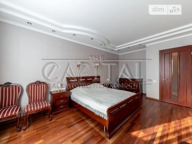 Sale of 4-room apartment 180 sq. m. on Konovaltsya Yevhena 36B street •