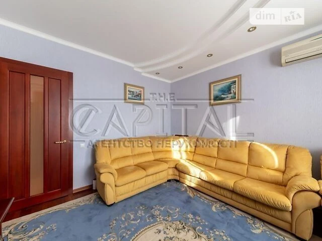 Sale of 4-room apartment 180 sq. m. on Konovaltsya Yevhena 36B street •