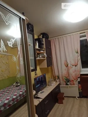 Продаж кімнати 26 кв. м на вул. Мрії 5Б • ID 33953654