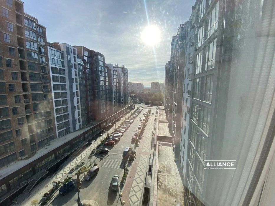 Квартира з ремонтом, кухонними меблями та технікою