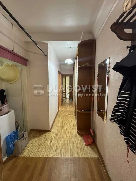 2-room apartment for sale at Pryimachenko Marii 6, Pechersk, Zvirynetsk city