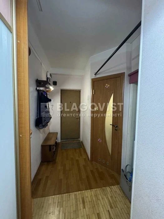 2-room apartment for sale at Pryimachenko Marii 6, Pechersk, Zvirynetsk city