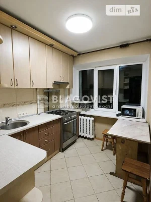 2-room apartment for sale in a brick special project on Kar St.