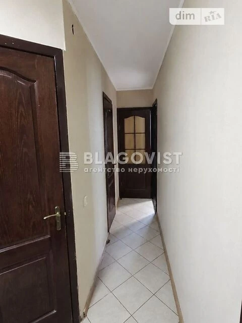 2-room apartment for sale in a brick special project on Kar St.