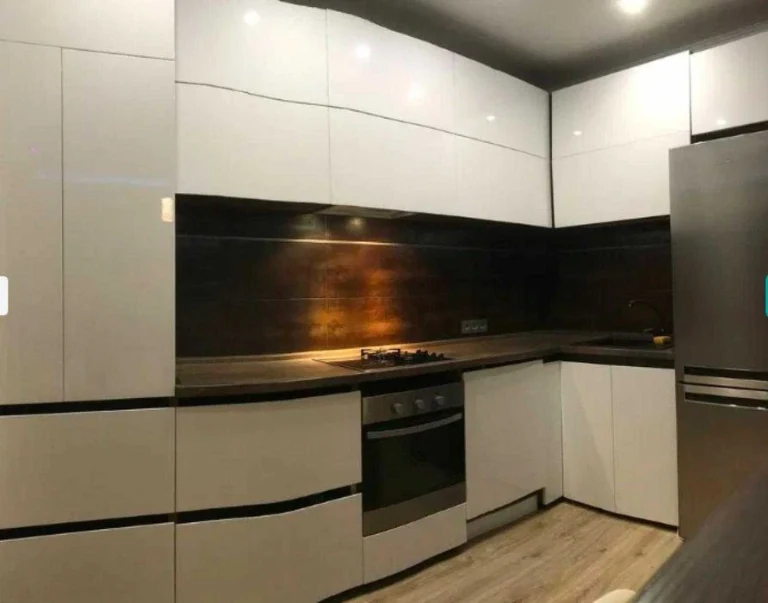 Продажа просторная 1-комнатная квартира на ул. Академика В