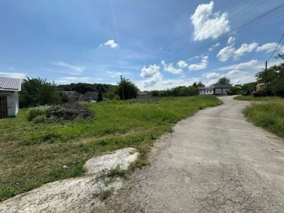 Рівна ділянка в ЯРУ, вул. Проліскова, 10 соток