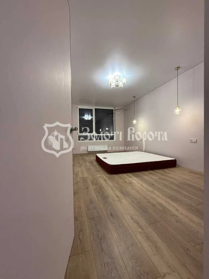 3-room apartment for sale 76 m², Dniprovska embankment, 15Zh