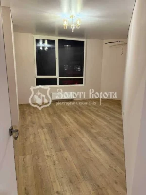 3-room apartment for sale 76 m², Dniprovska embankment, 15Zh