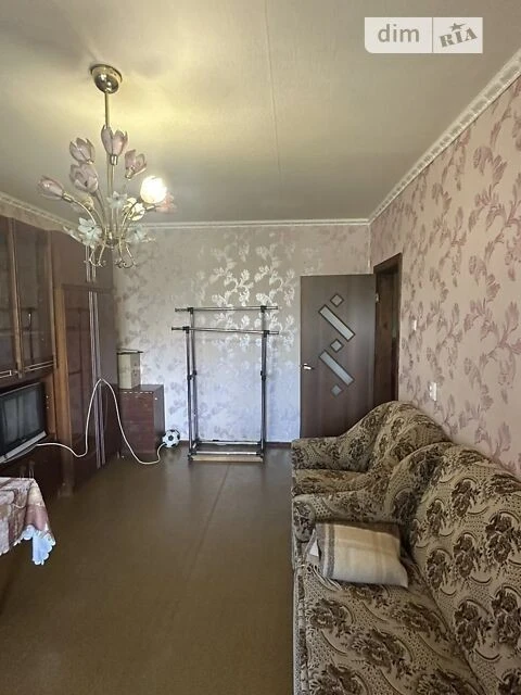 Sale of 3-room apartment 74.8 sq. m. on Chervonoi Kalyna Ave. 50 •