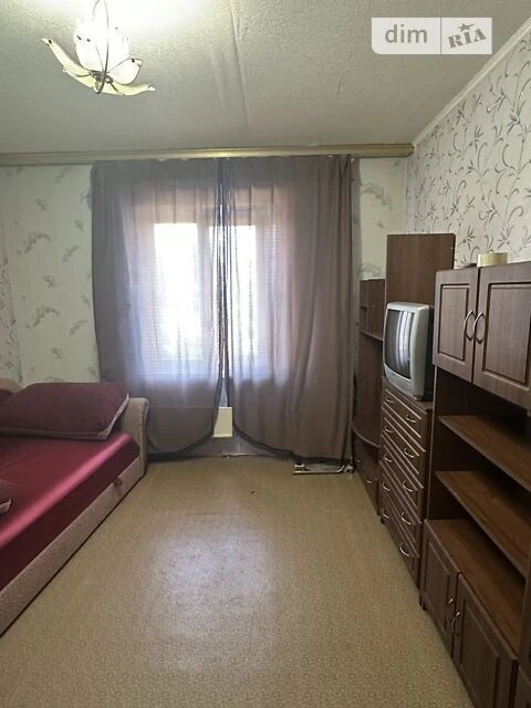 Sale of 3-room apartment 74.8 sq. m. on Chervonoi Kalyna Ave. 50 •