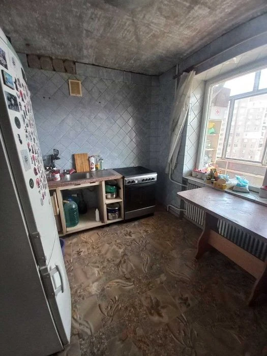 For sale: 1-room apartment in the center of Moskalevka, Shevchenko plant, Academician street.