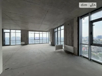 Sale of 4-room apartment 156.85 sq. m. on Andriy Verkhoglyada St. 26