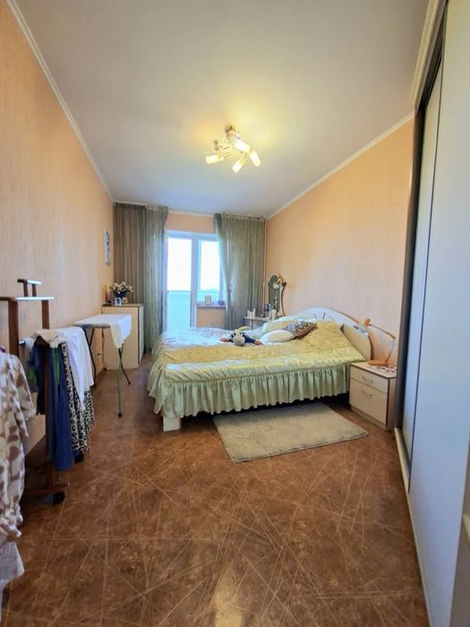 Продаж 4-кімн кв з ремонтом вул Калнишевського