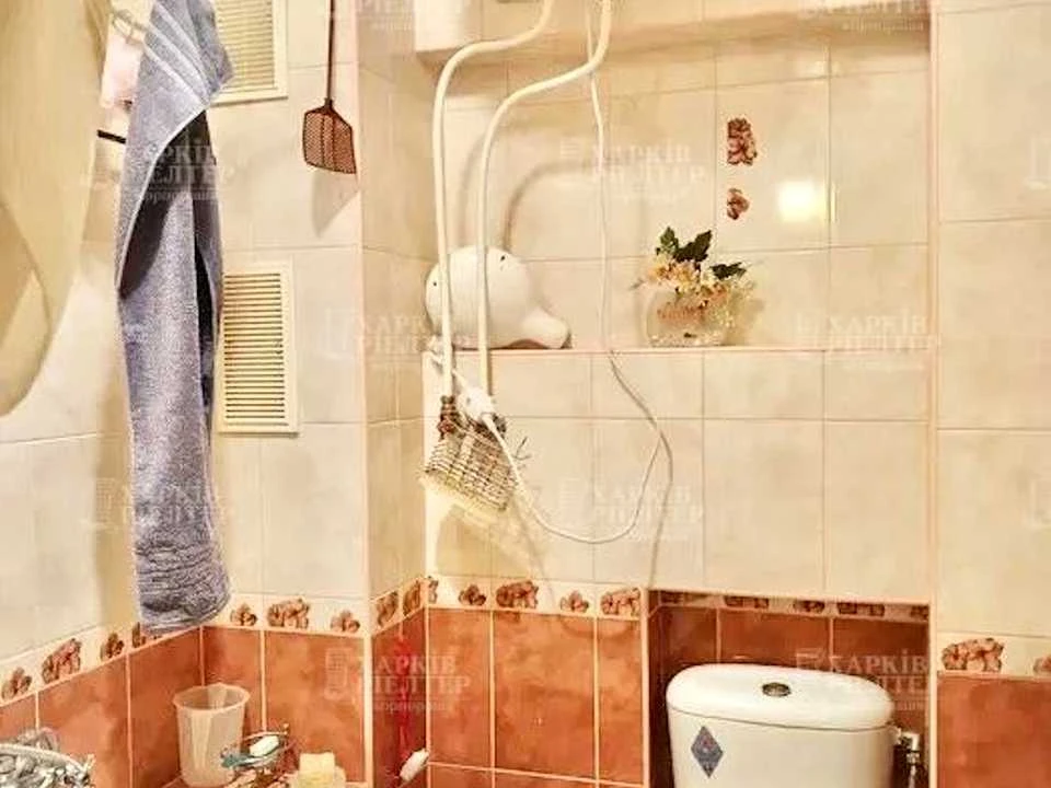Apartment. Kharkiv, Kontorska St. (Chervonozhovtneva), (Budyn
