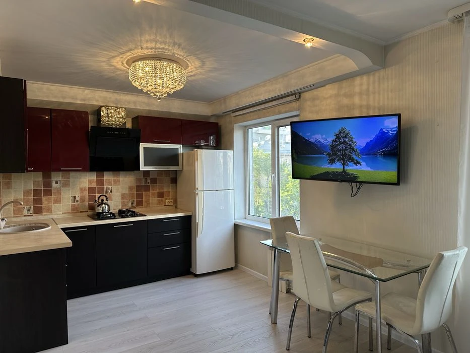 Продаж 2к квартира Ремонт вул.Фортечна