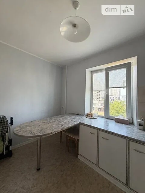Продаж 3к квартири 76 кв. м на вул. Лариси Руденко 3 • ID 34