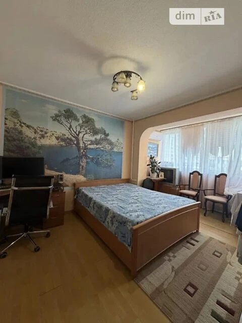 Продаж 3к квартири 76 кв. м на вул. Лариси Руденко 3 • ID 34