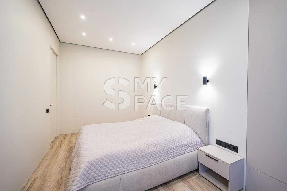 1 room 45m2 Degtyarivska ZhK Creator City Gareth Jones Center Lu