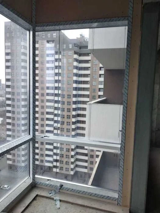 Продам 1к квартиру Комсомольская Центр Новострой