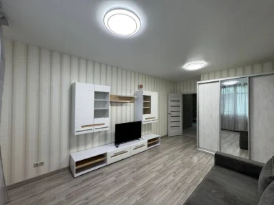 Вул. Тираспольська 54, ЖК Місто Квітів. 2-к. 57.8 м2 з ремон