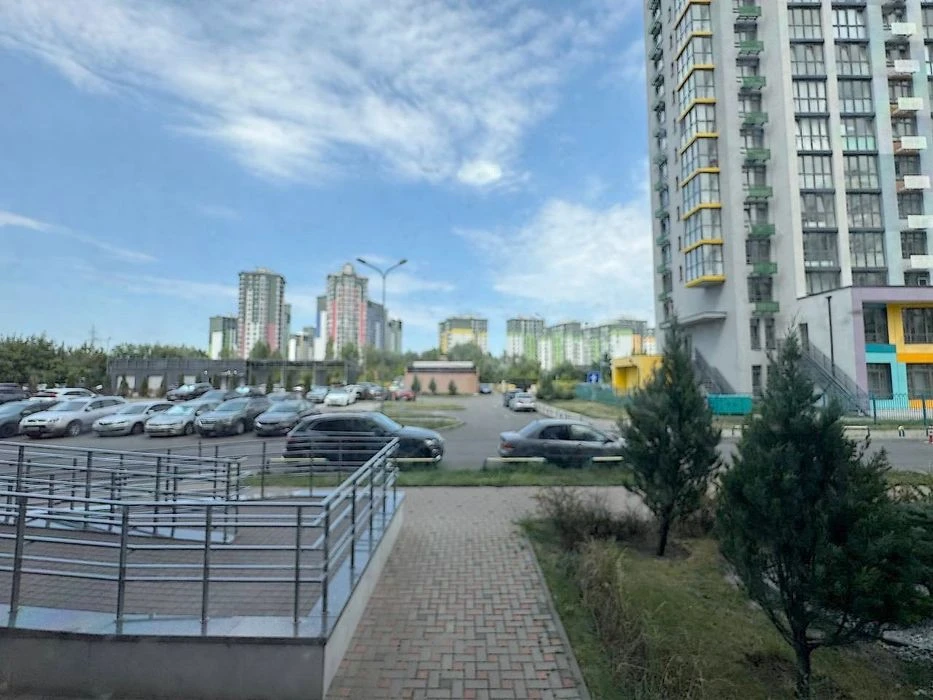 Вул. Тираспольська 54, ЖК Місто Квітів. 2-к. 57.8 м2 з ремон