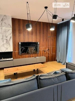 Sale of 4-room apartment 200 sq. m on Velyka Zhytomyrska Street 20A