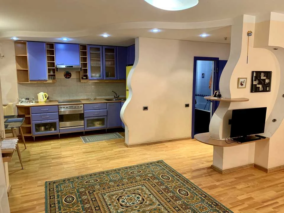 Apartment. Kyiv, Anna Akhmatova St.