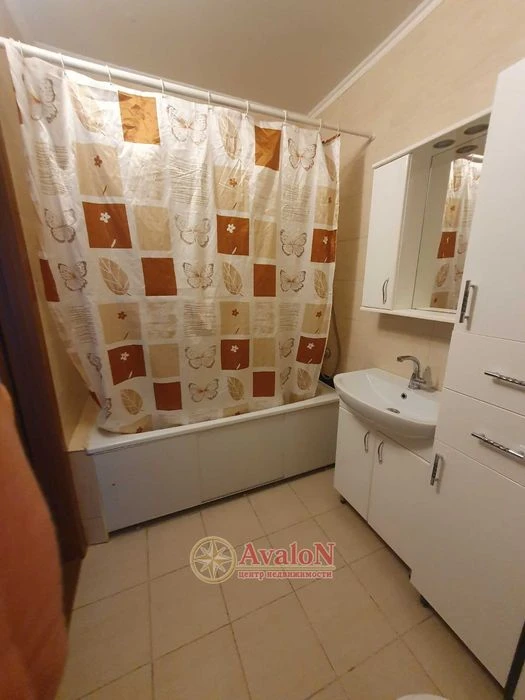 Продам 2к. на Сахарова. Новый дом. Газ. 57500 у.е.