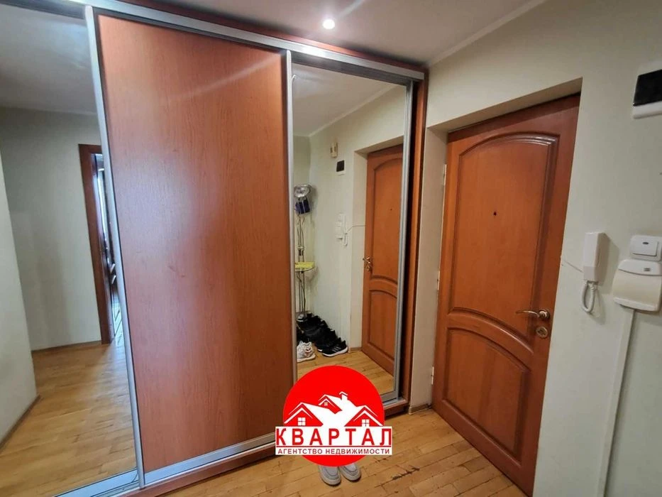 Продается 2-х комн. квартира на Гагарина в кирпичном доме