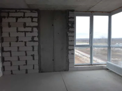 (4) 1-комнатная квартира в новостройке