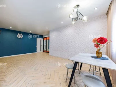 Apartment. Kharkiv, Myru St.