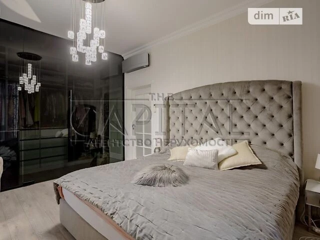 Sale of 2-room apartment 118 sq. m. on Kazymira Malevicha st. 48 •