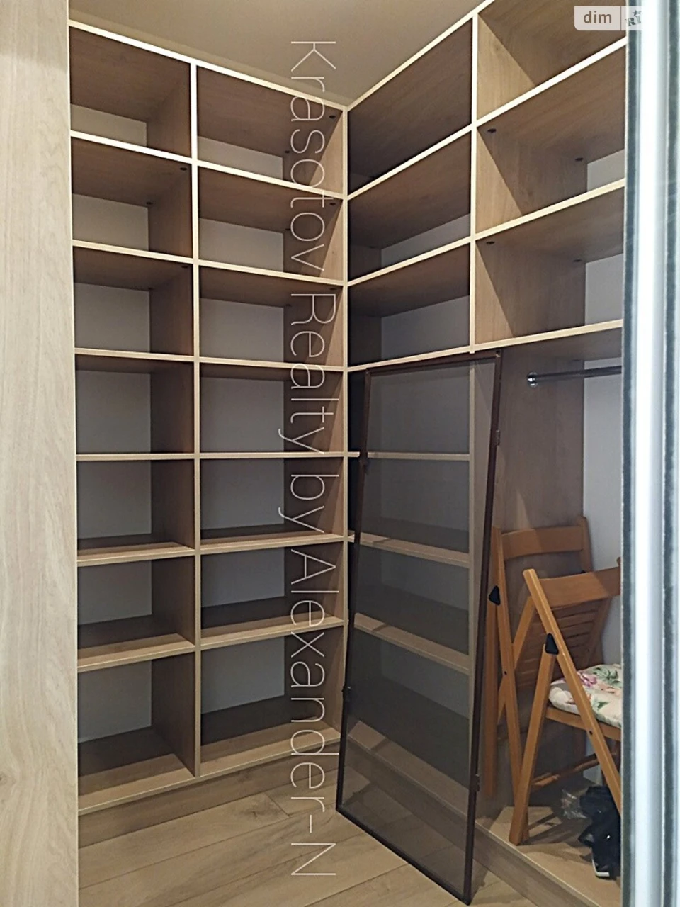 Long-Term Rental Apartment Center