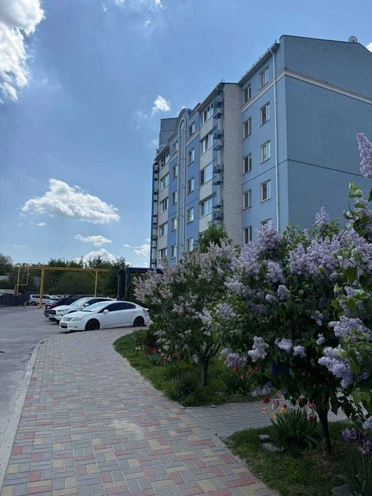 Продам 3к квартиру ЖК "Подснежник" - ЖМ Победа( Победа)