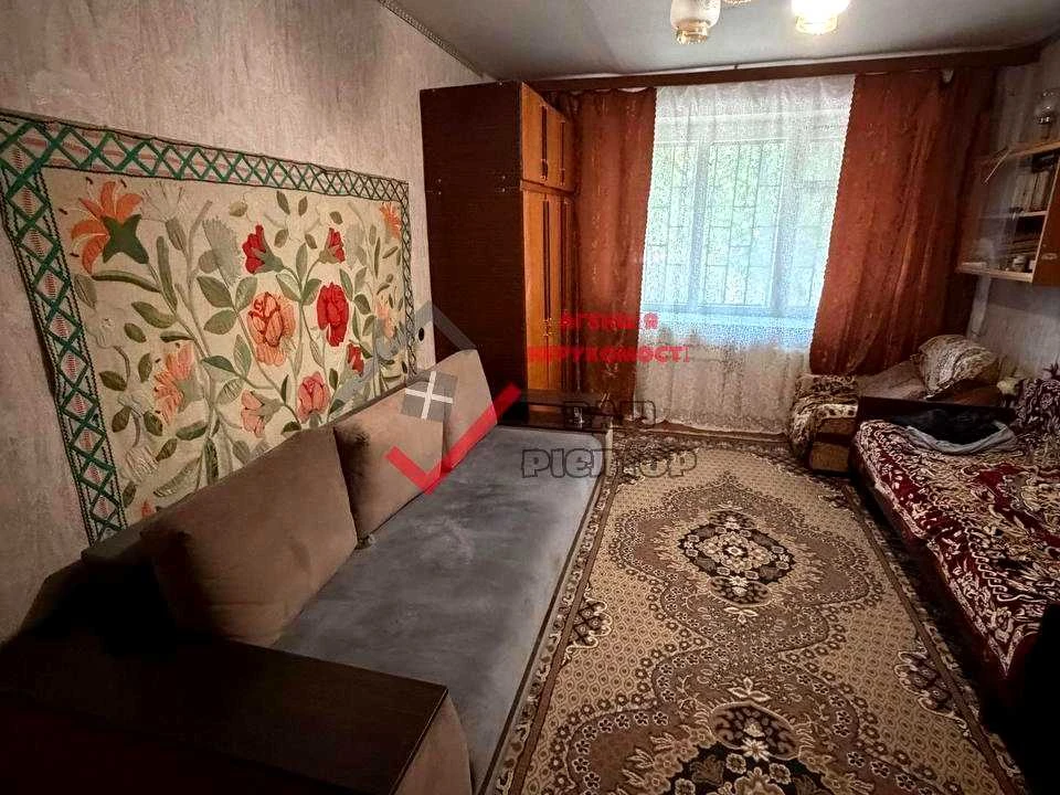 Квартира. Полтава, Героїв України вул. (Героїв Сталінграду)