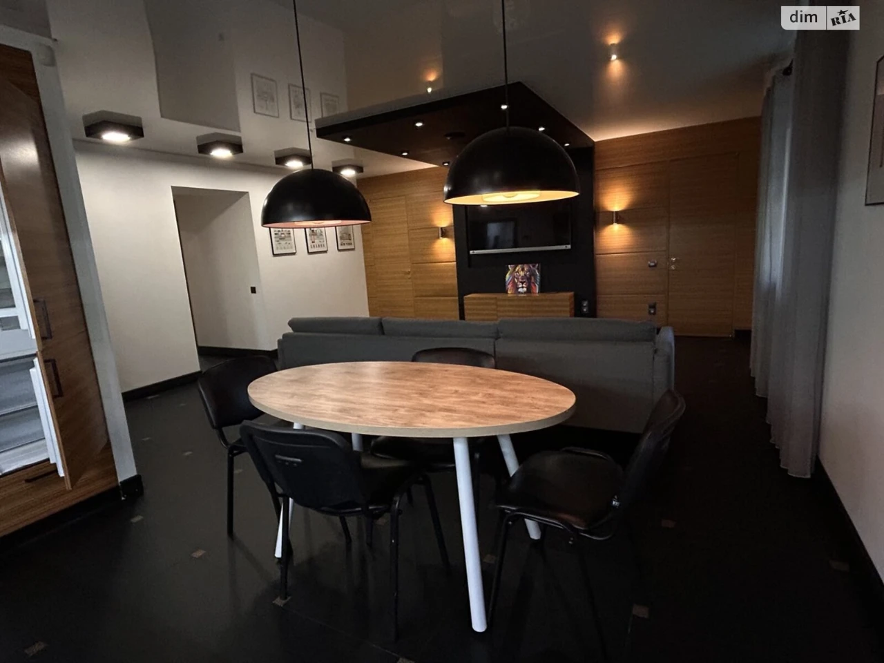 Sale Apartment Zalyutyne