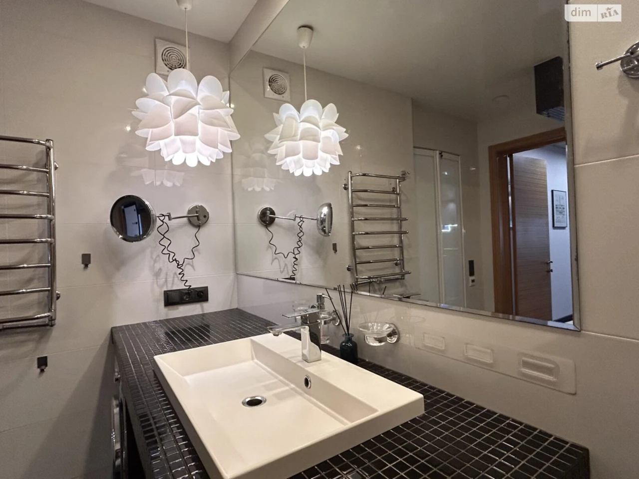 Sale Apartment Zalyutyne