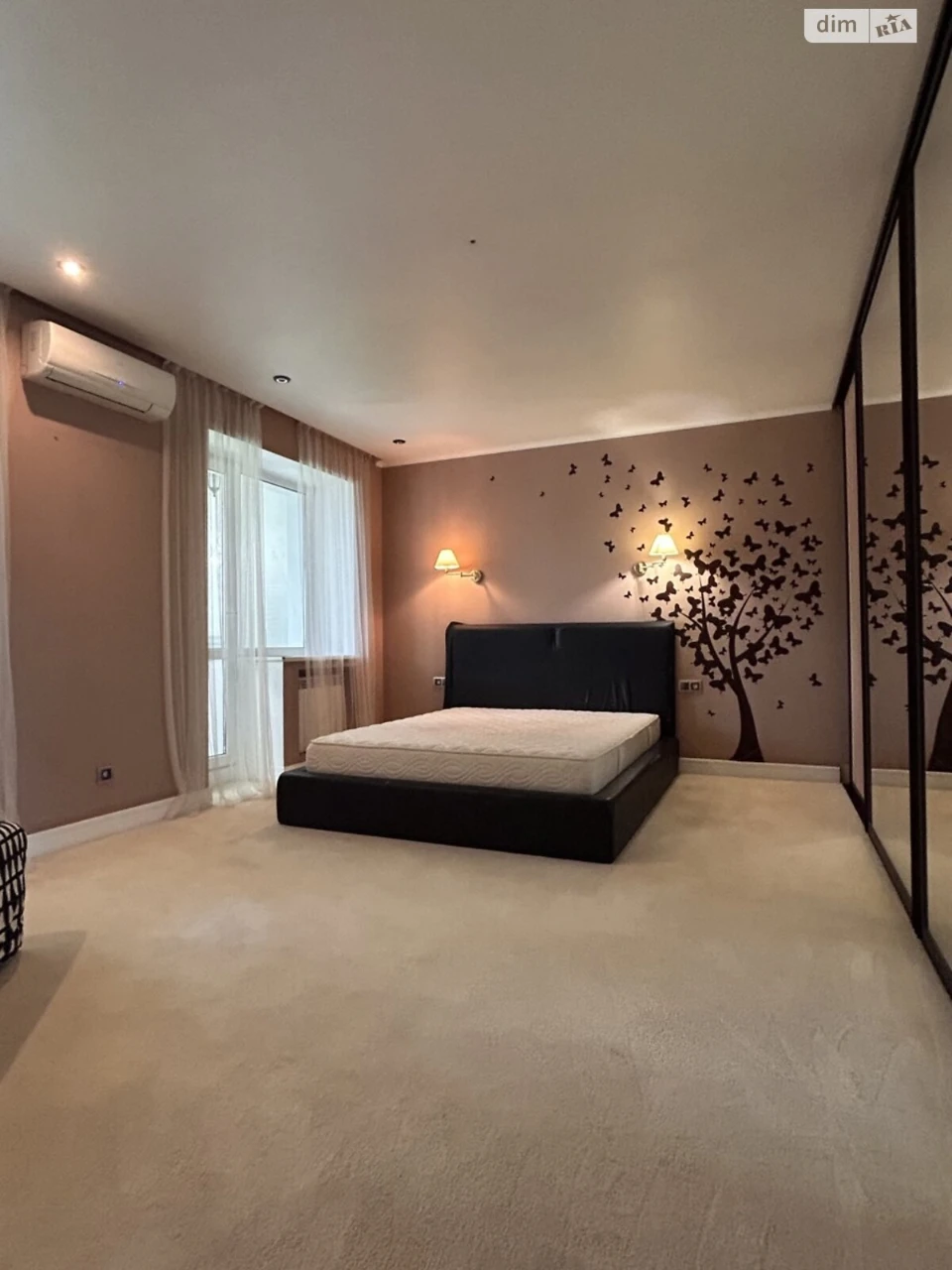 Sale Apartment Zalyutyne