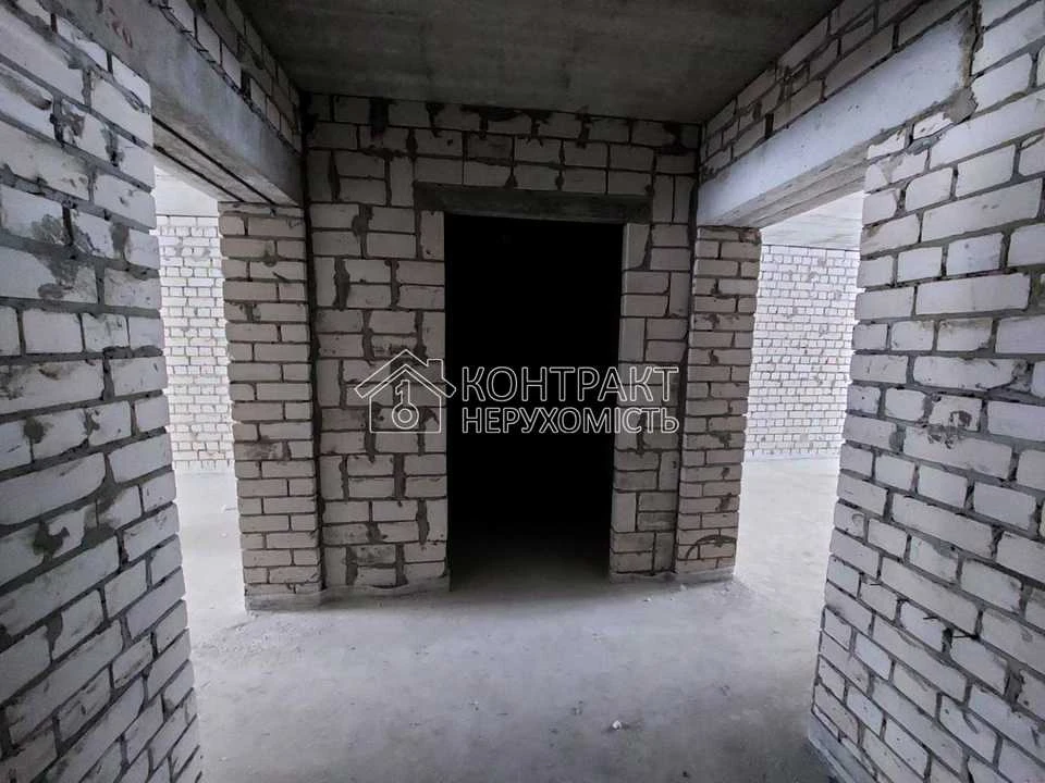 Apartment. Kharkiv, Poltava Shlyakh St., 184a, k.